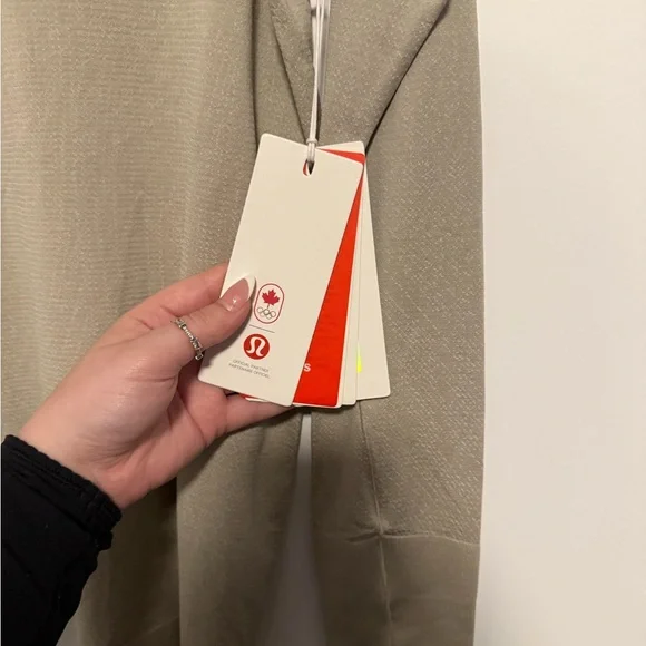 Lululemon Swiftly Tech Longsleeve 2.0 - Picture 9 of 9